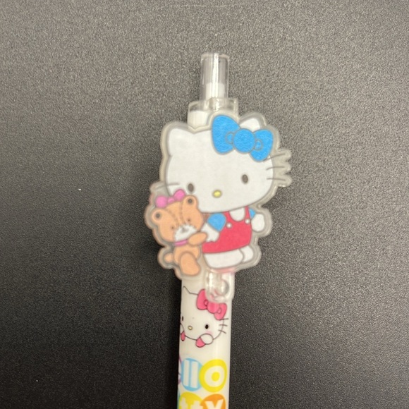 Set of 6 Hello Kitty Pens - Picture 6 of 13
